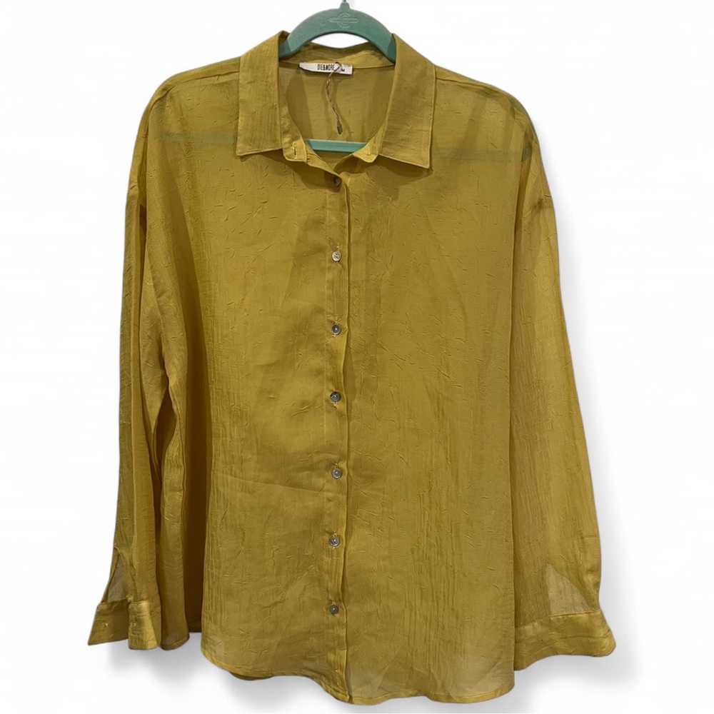 💥SALE! Elegant crinkle sheer Mustard Blouse size M